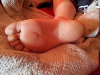 Other view of the feet\'s I love!