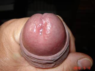 Wanking & Squeezing Precum Out !