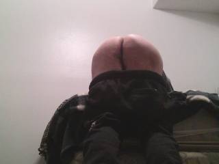 Getting the cheeks out.