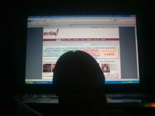 It's looking at zoig...