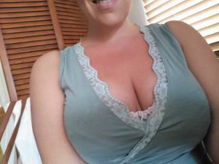 Went shopping and loved seeing everyone's eyes on my cleavage ..