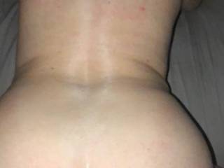 anyone want to cum all over my back !!??