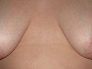 luv her natural breasts