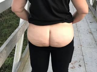 Only managed to get one picture of her sexy ass on our walk today. Hope you don't mind.