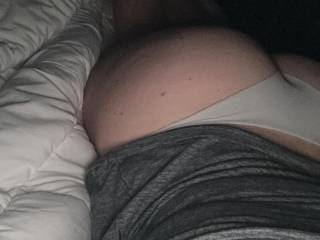 My wife’s phat ass will make you cum!