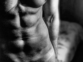 My body in black&white