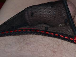 Just untie the sides and have a play. Happy to stand up in front of your face and drop them for you.