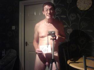 i wud love you 2 be my cameraman especially if ur naked and looking sexy like that babe mmmmmm love ya xxxx