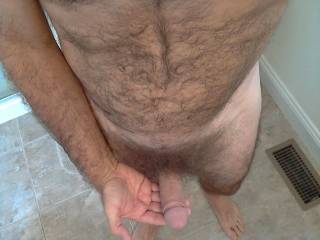 hope you like your man hairy. Im a natural guy - no shaving here!!