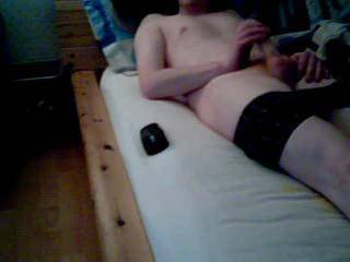 got very horny watching a video on zoig so had to have a wank.hope you women like it x