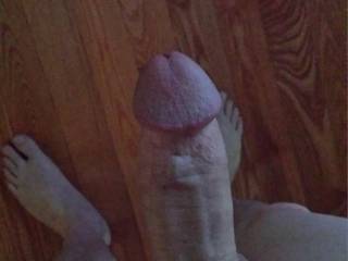 I would love to put my cock on top of it I think we are the same size .yummy I want it bad .