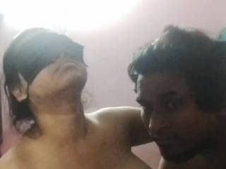 When neighbour found me sexy in saree, he enjoyed playing with my boobs