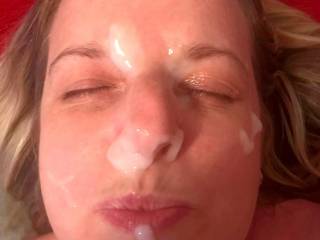 Another big cum facial, who likes seeing jizz all over her?