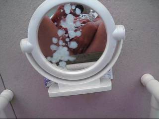 Jacking-off to a big load on a mirror