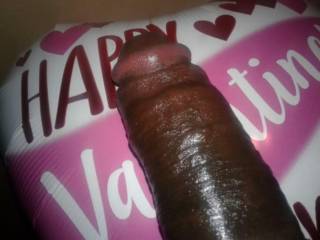 Happy Valentines Day! Here\'s your baloon and Chocolate