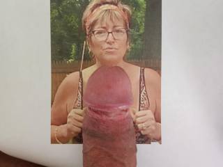 Marie wanted a tribute. I wanted to do a cum tribute but my wife came home so all I had time for was a cock tribute. I hopes she like my lil dick