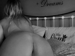 Would you prefer behind or underneath? 💋