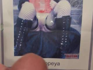 My newest cougar I just love mature women! The cum is proof