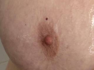 Right tit