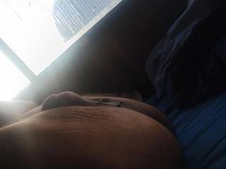 knees to chest waiting