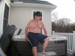 SirLafalot78 relaxing on Hot Tub