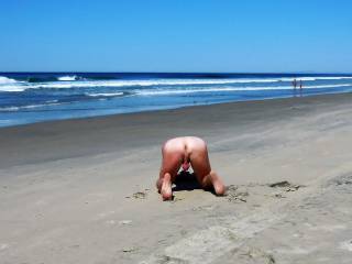 Visited Blacks Beach! I met nice guy who took some pictures for me, most of them were very blurry, but I\'m posting the best of them here.  Have you been to a nude beach or would you go nude on a beach?