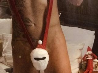 Someone was trying not to look. Ho ho ho all the southern bells are trying to sit on Santa’s face this year to be on the naughty list