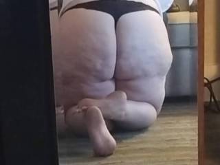 A booty view of the married friend with glasses