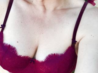 Just a tease for those of you that like RED...