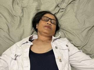 Glasses facial