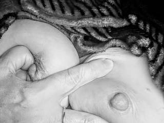 Lol i was just sitting in my lazyboy, remember playing in live earlier, for some of you guys.
Thought I\'d take a quick shot! Like or dislike?  Does it matter? Lol  You\'d still have your way with them when you could ?!? 🤭🔥💋