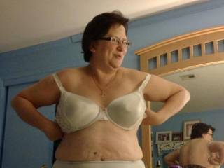 My friends wife,Pat.  He gave me permission to post pictures of this lovely lady.   Please comment.  Thank you