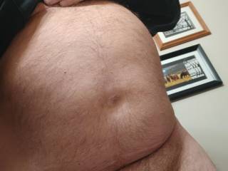 Hairy fat belly