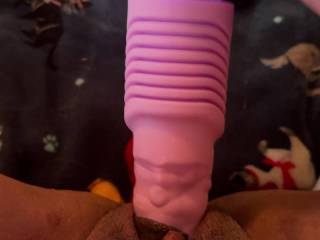 Watch me fuck myself with my velvet thruster..