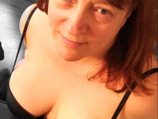 Did you know this married woman loves a man to give her tits a nice cumload? Will you help cover my tits with your love?