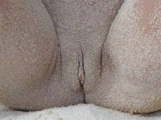 the sandy pussy of my wife