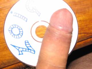 cant fin any vidz of closeups on zoig to give me a hardonnn YET!
