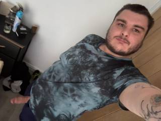 Not the best looking guy but would any ladies like to take my virginity?