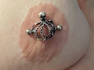 Close up of the wench’s nipple cage