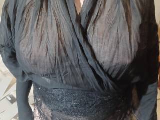 Dressed for my surprise birthday party. Who will be more surprised?🤣  Do uou like what I'm wearing?