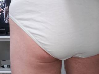 Random panty shot .
