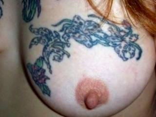 gf tattood tit