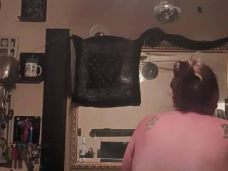 Mmmm her cum feels sooooo good on my face