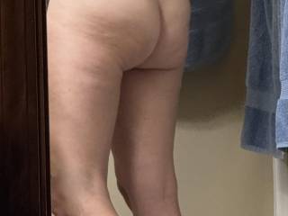 Love my view from the bedroom, that amazing ass and hot side boob.  Would you be excited if you knew this was coming to you?