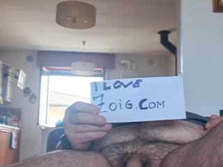 sabato mattina sempre solo a casa cerco amicizie con signore sole e sposate, dai 55 agli 80 anni, per scambio foto, e se possibile anche per sesso reale non virtuale. Graditi mariti cuckold bisex
