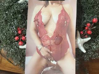 Mrs Pairofbangerz all decked out in her Christmas lingerie Merry Christmas Jade 🎄💦💦💦