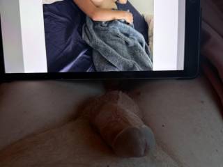 valleyguy ~ “Looking for a friendly couple in Washington to play with. We both want to suck your dick and get very intimate!”