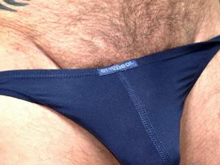 Modeling a pair of ERGOWEAR Thongs