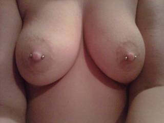mmmhhh what perfect and sexy tits!! love