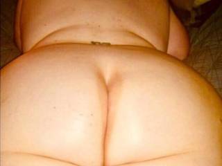 I love that Thick White Ass!!!